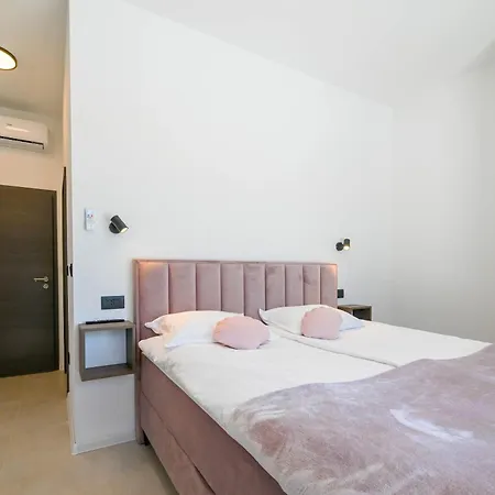 Luma Villa *